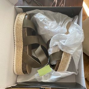 Torrid adorable flatforms